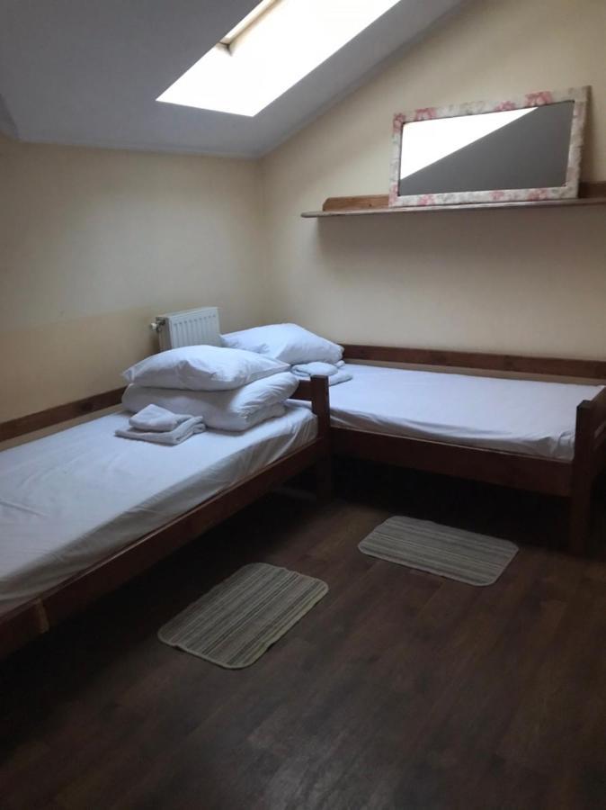Hotel Кімнати В Центрі Użhorod Zewnętrze zdjęcie